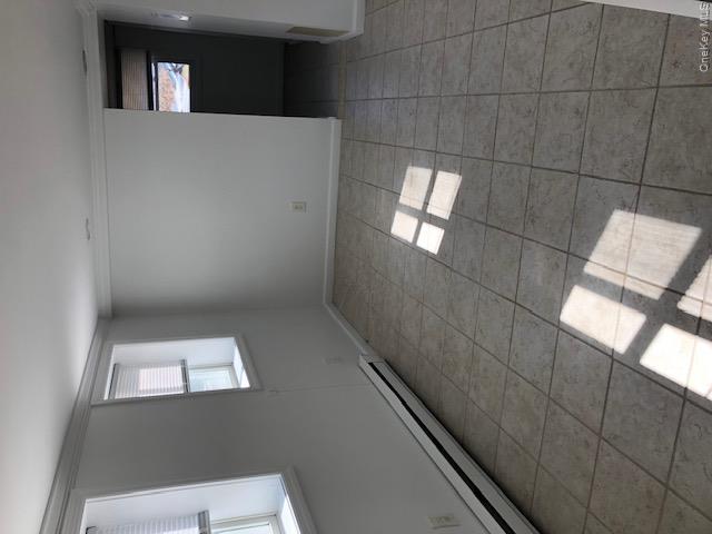 40 Oswego Ave, Unit 1 photo 6