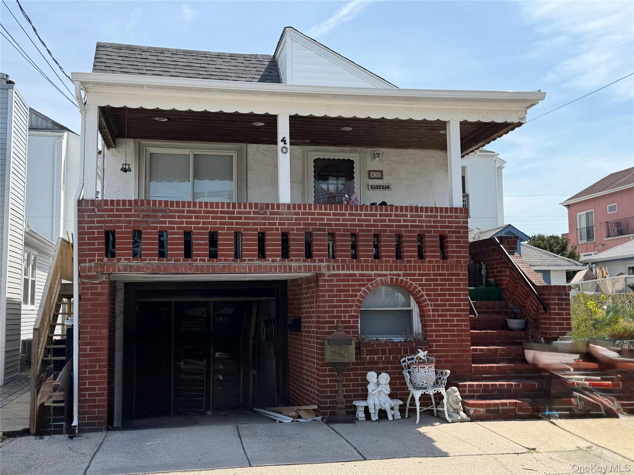 40 Oswego Ave, Unit 1