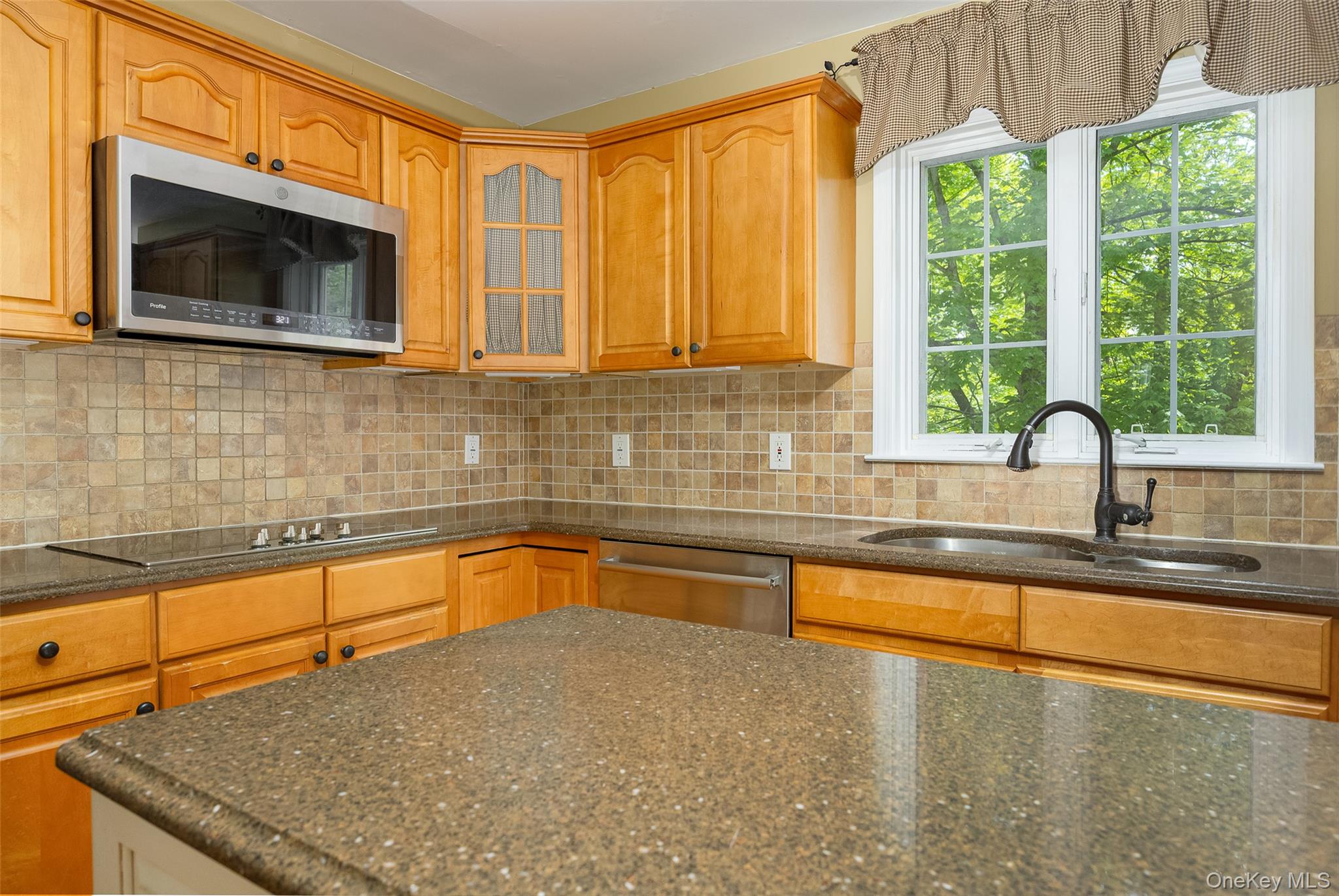 76 Rockledge Drive – For Sale photo 5