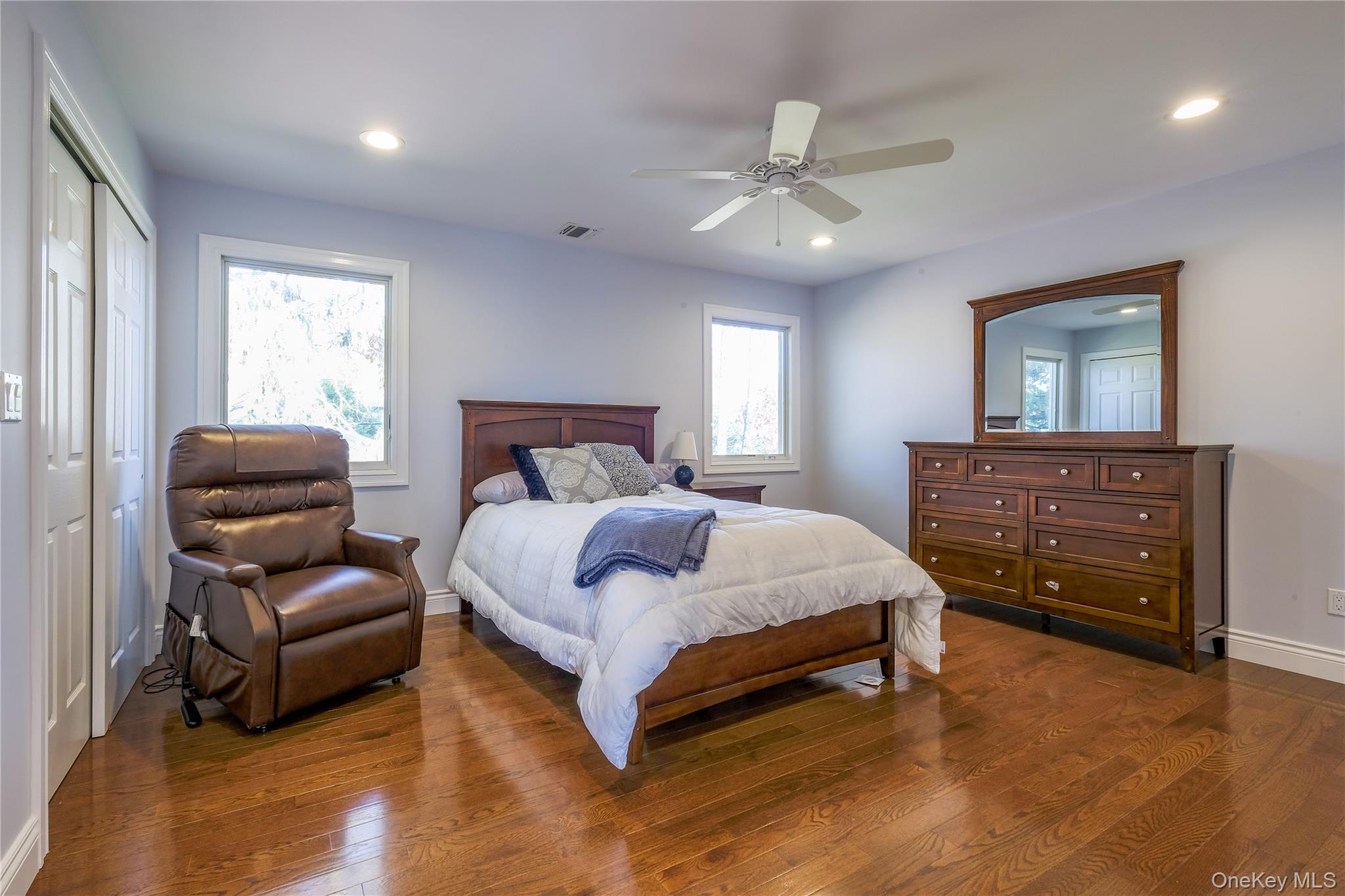 752 Kensington Court – For Sale photo 21