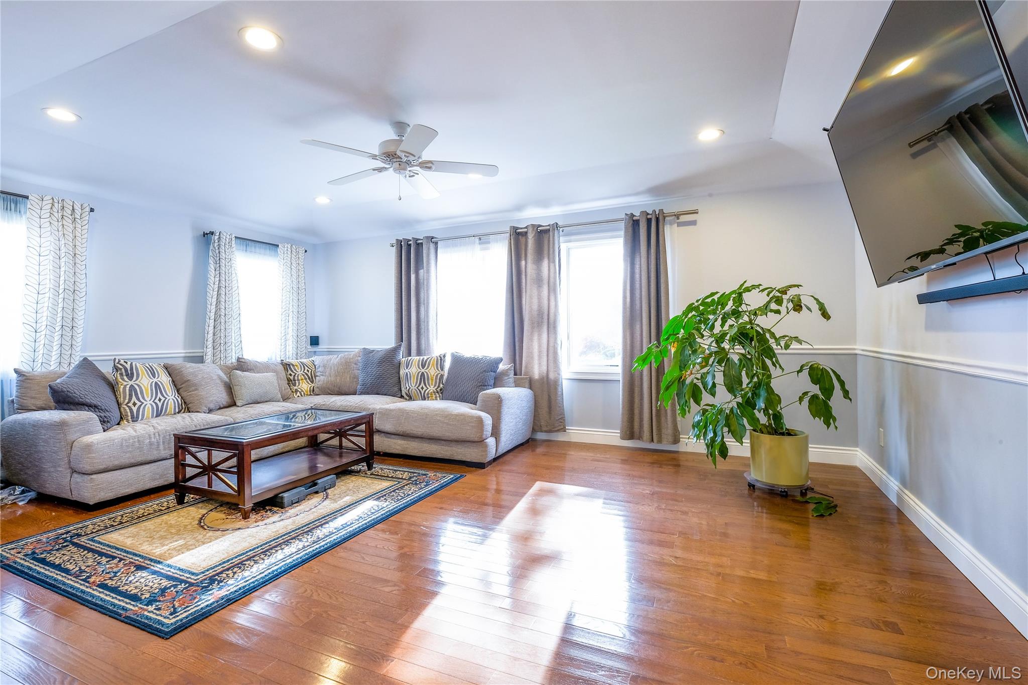 752 Kensington Court – For Sale photo 17