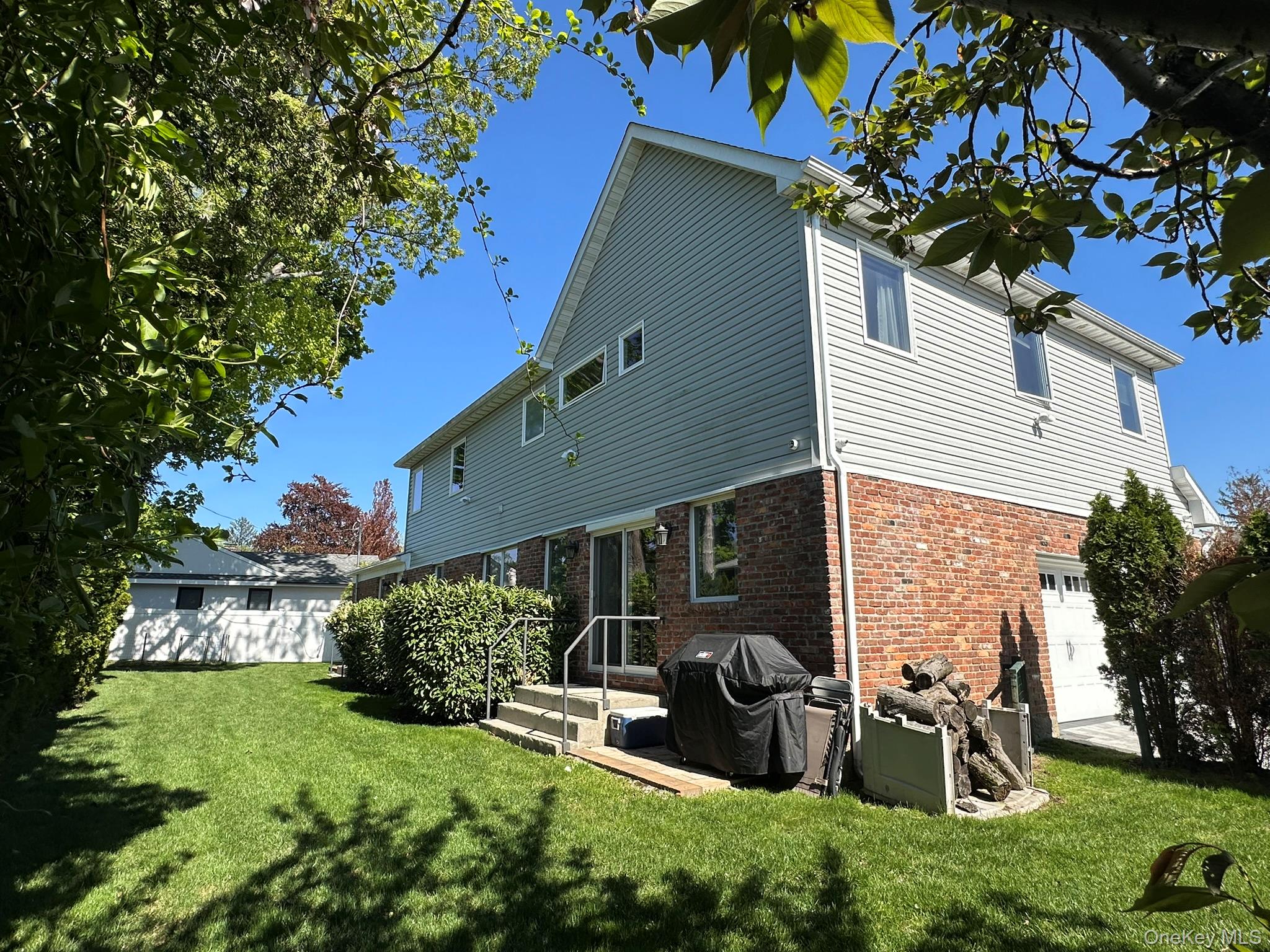 752 Kensington Court – For Sale photo 29