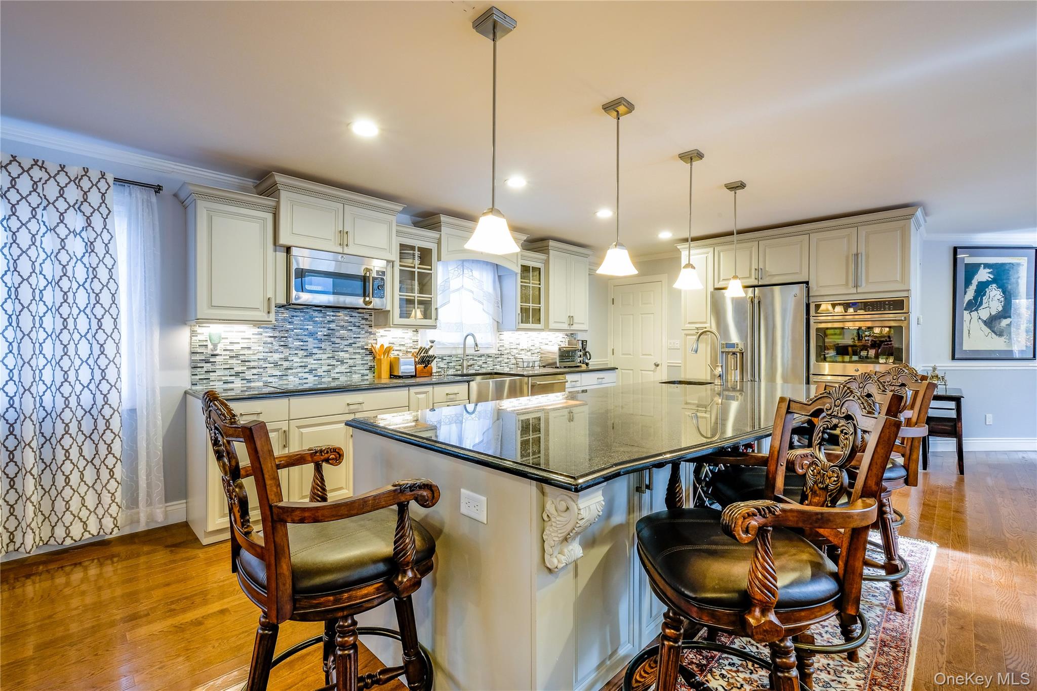 752 Kensington Court – For Sale photo 11
