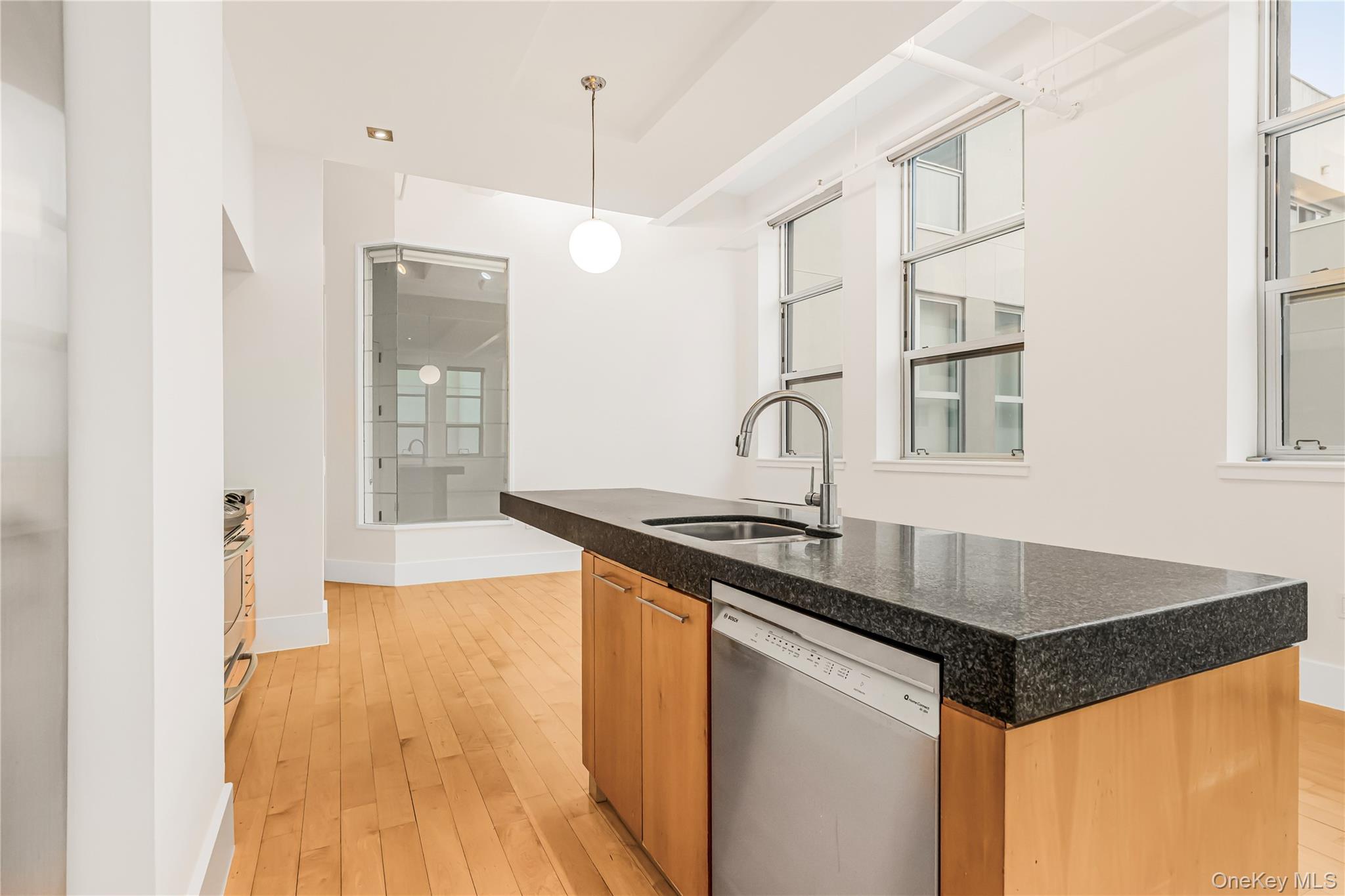 55 Berry Street, Unit 4F photo 23