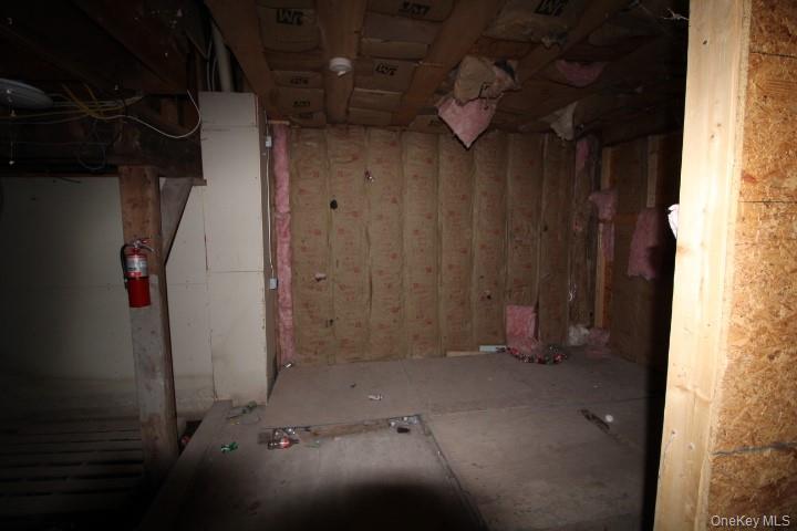 325 N Main Street – For Rent photo 4