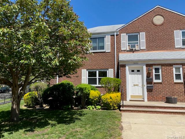 260-18 75th Avenue, Unit 1st fl photo 2
