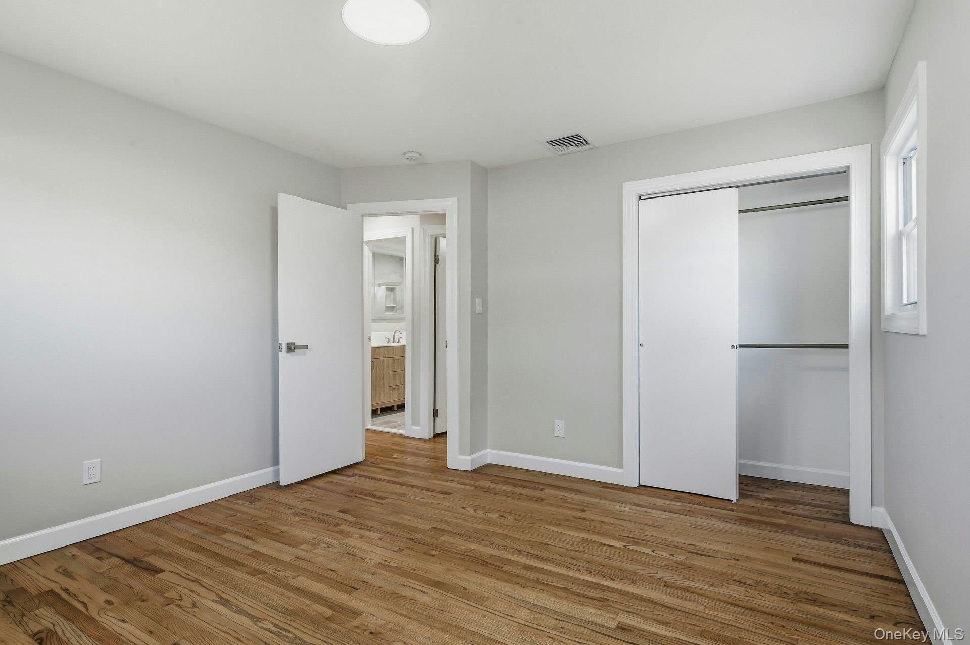 21 Robbins Street – For Sale photo 30