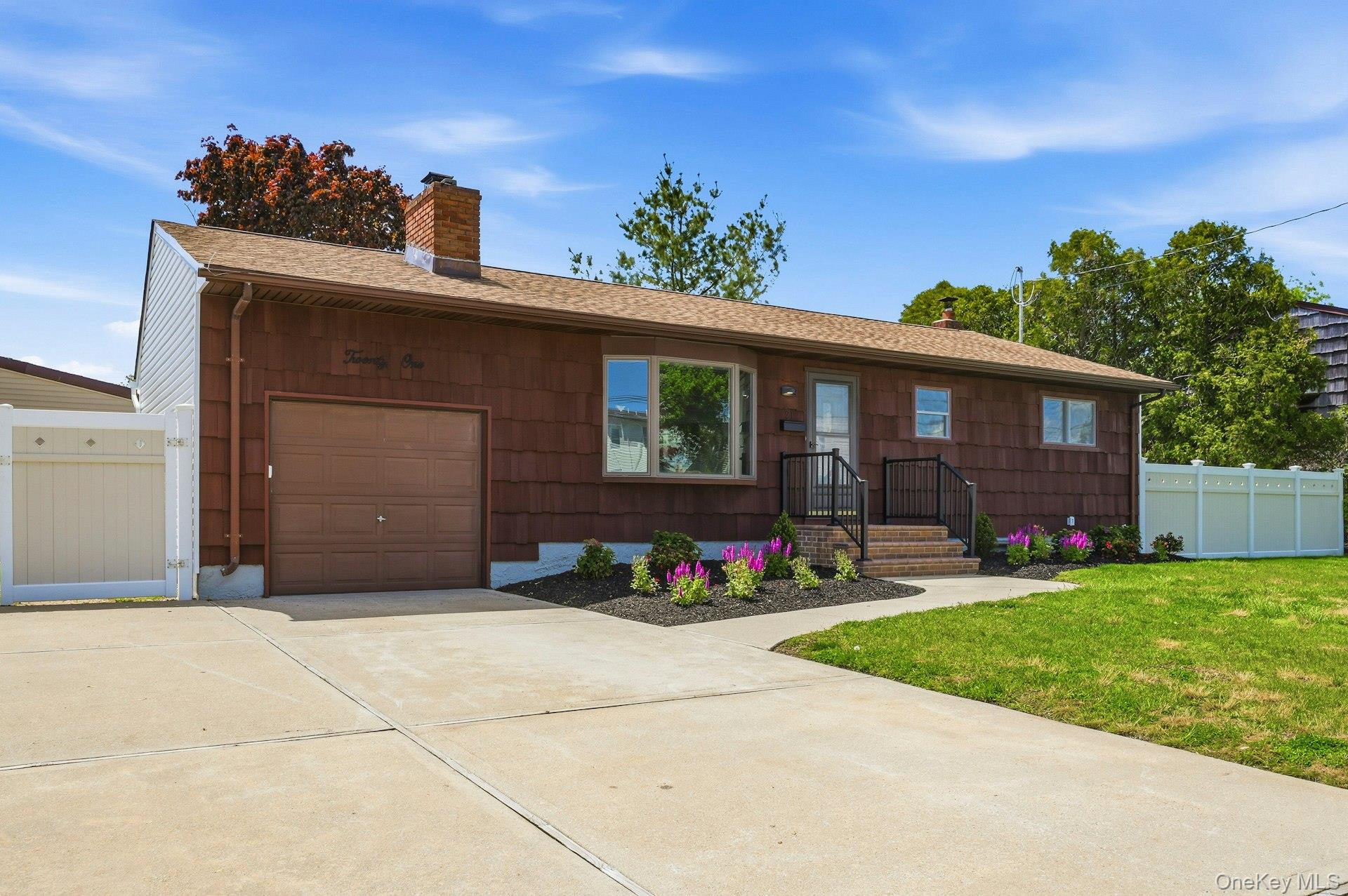 21 Robbins Street – For Sale photo 11