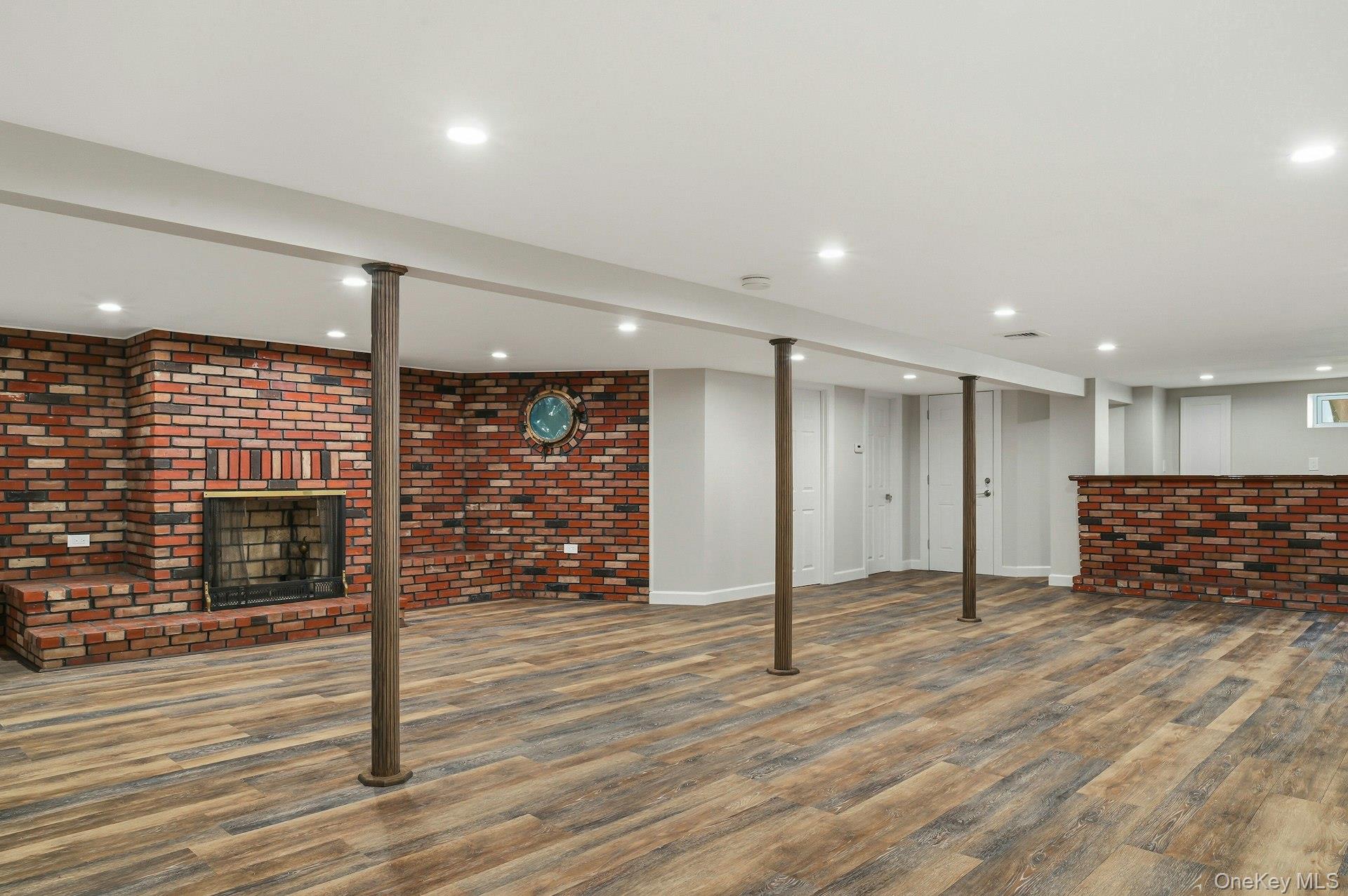 21 Robbins Street – For Sale photo 6