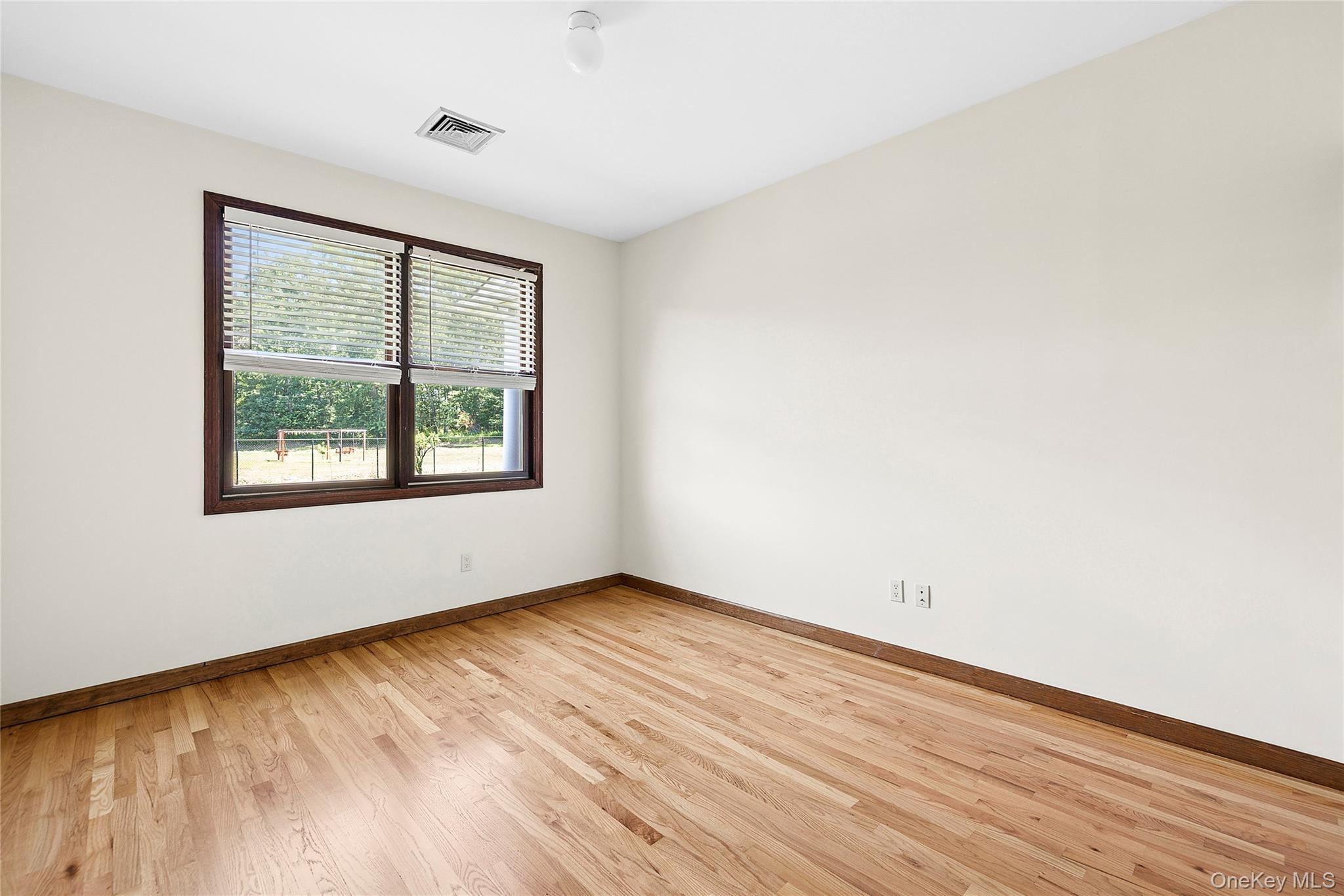 52 Mastro Road – For Sale photo 14