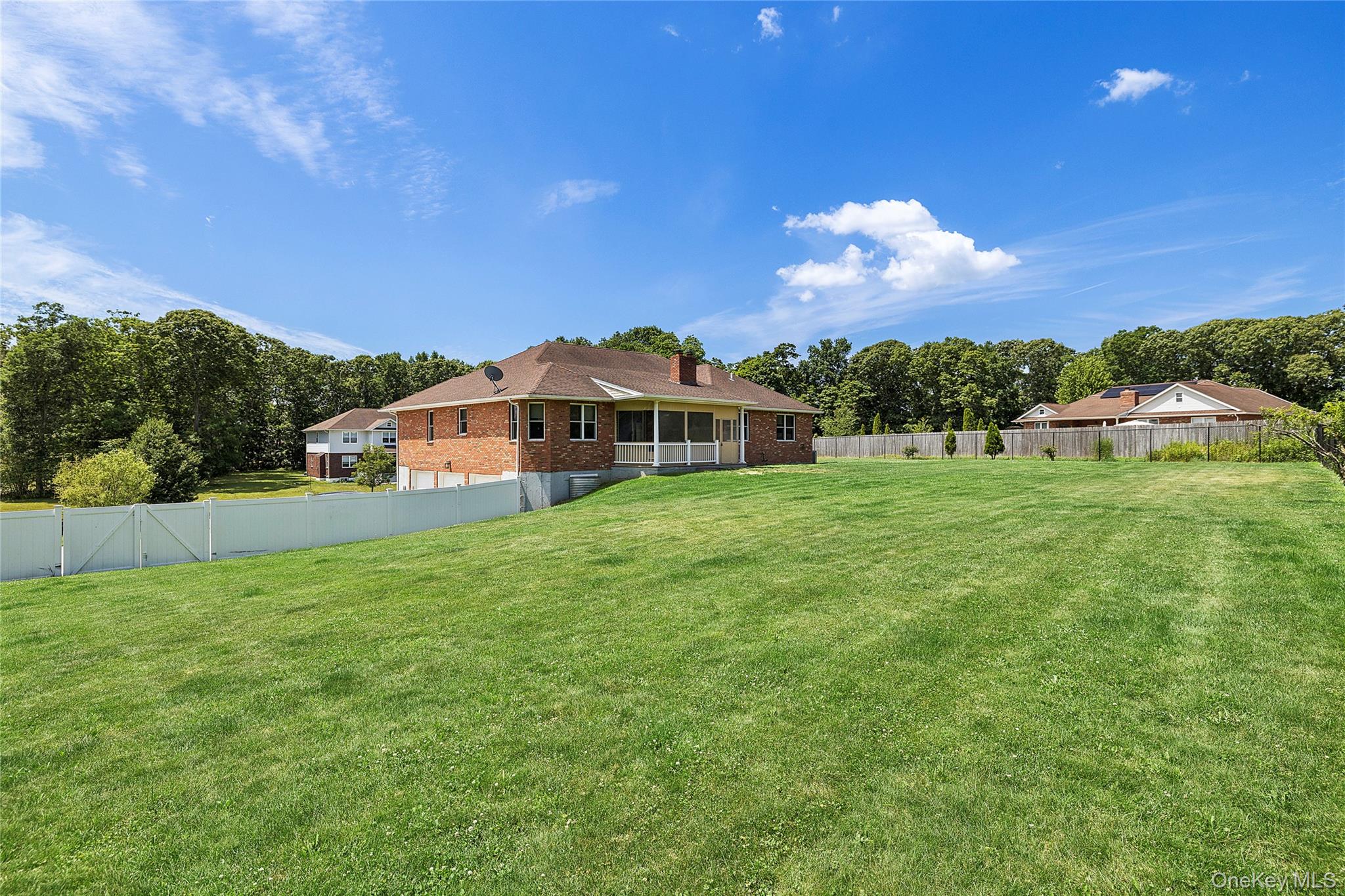 52 Mastro Road – For Sale photo 16