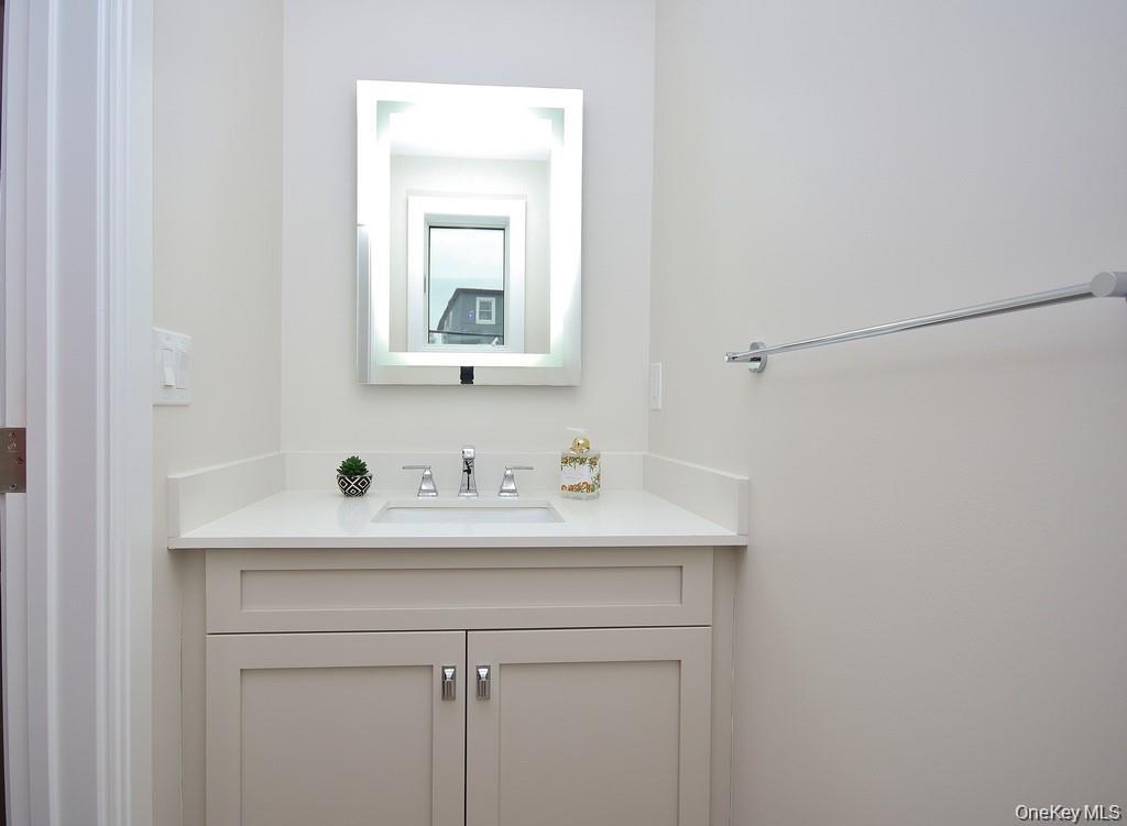34 Andrews Lane – For Sale photo 8