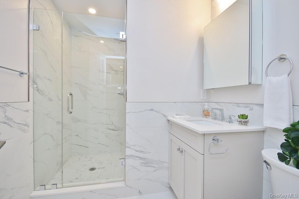 34 Andrews Lane – For Sale photo 18