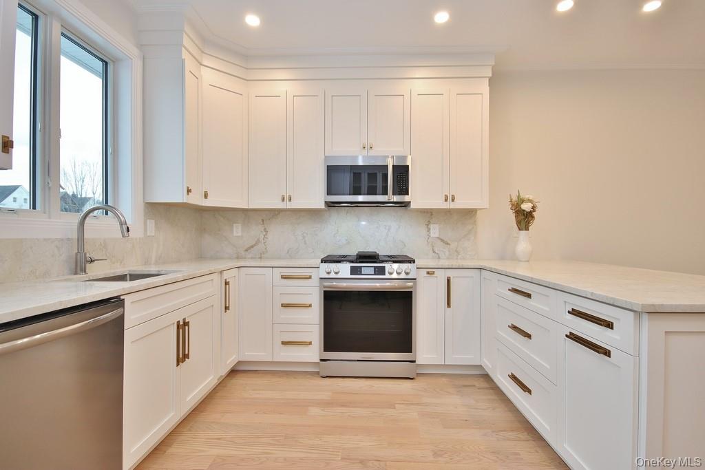 34 Andrews Lane – For Sale photo 11