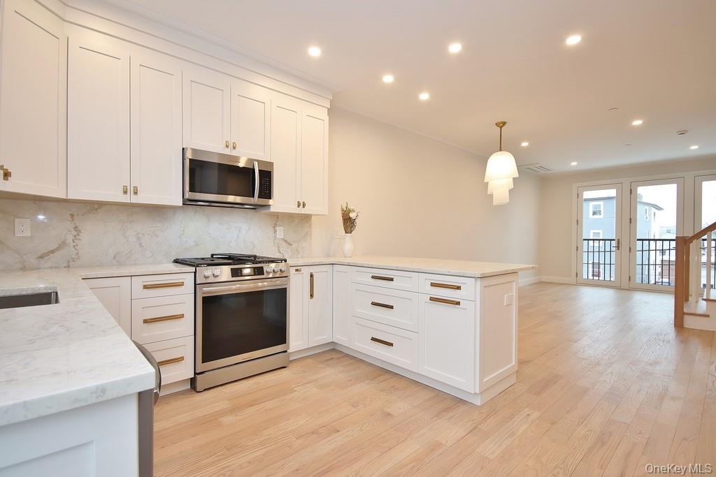 34 Andrews Lane – For Sale photo 15