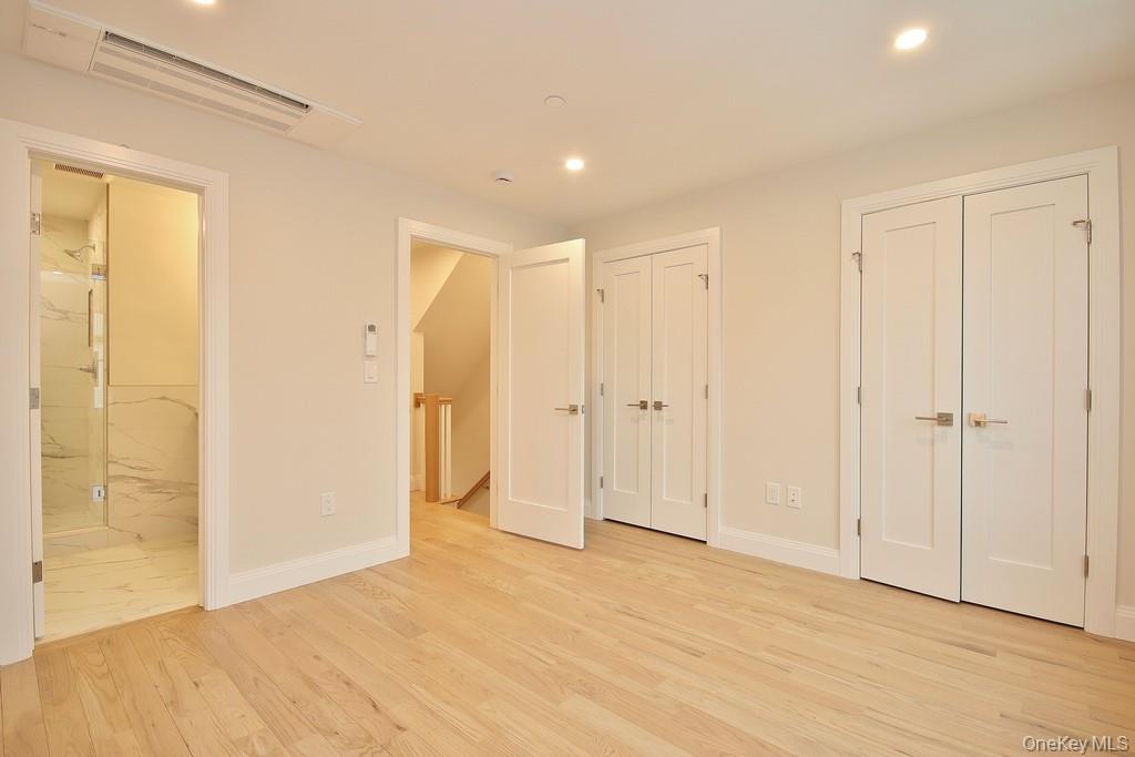 34 Andrews Lane – For Sale photo 17