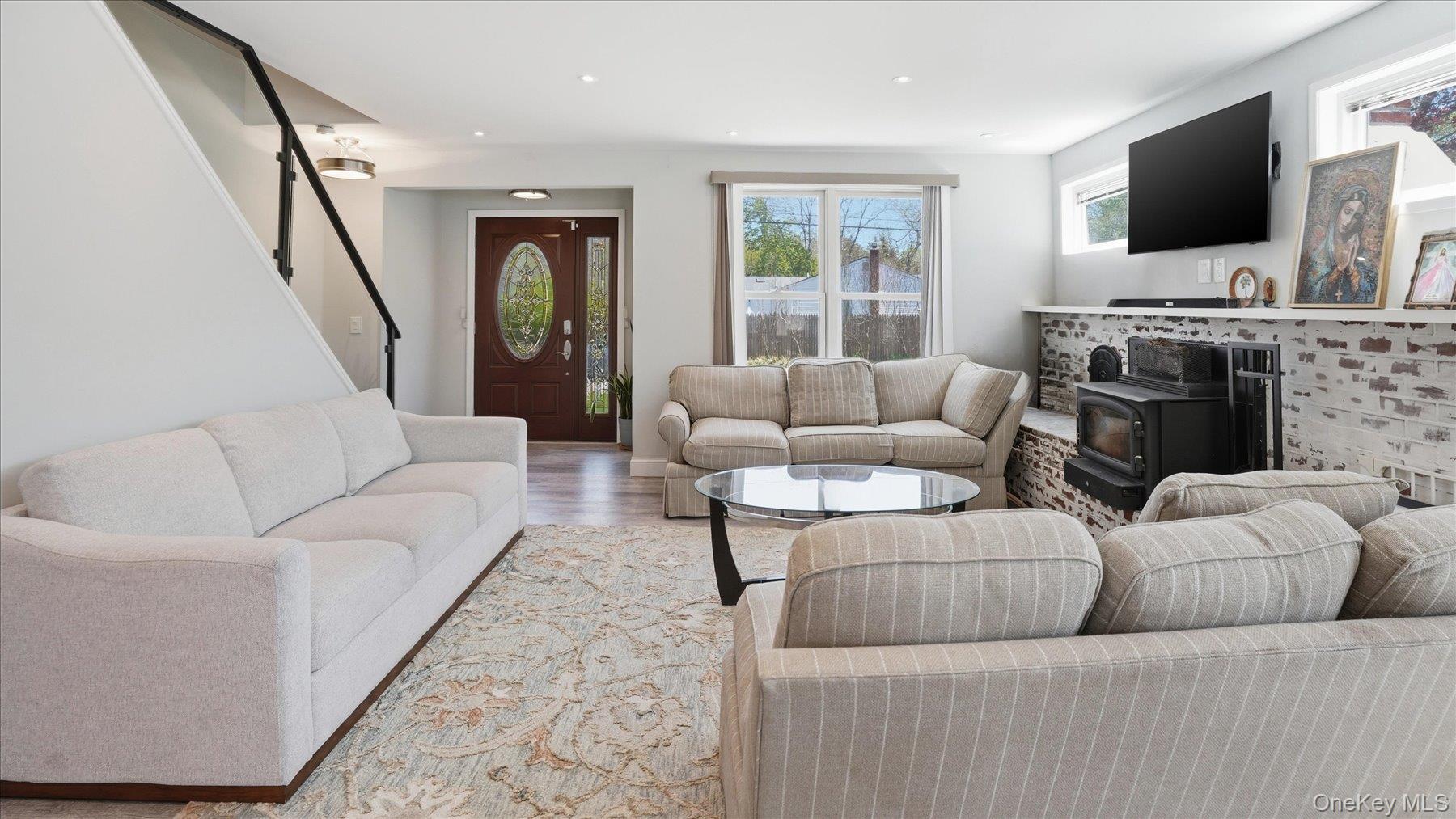 134 Washington Drive – For Sale photo 10