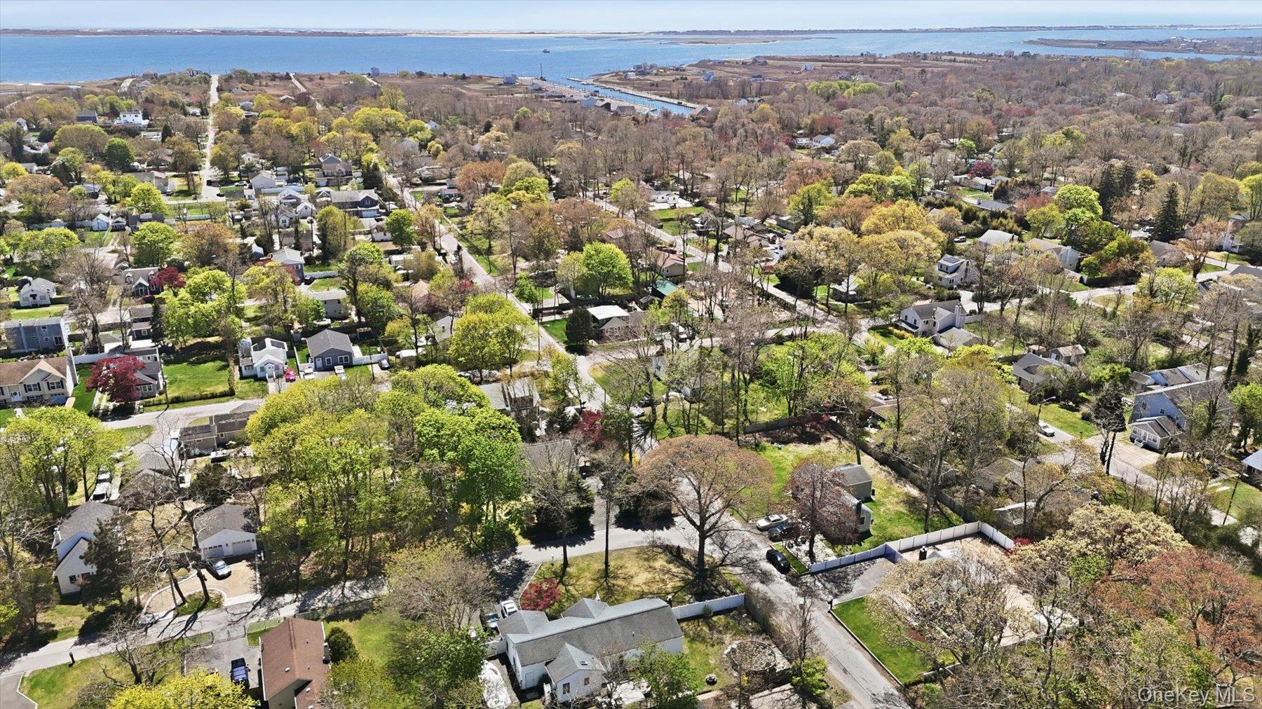 134 Washington Drive – For Sale photo 2