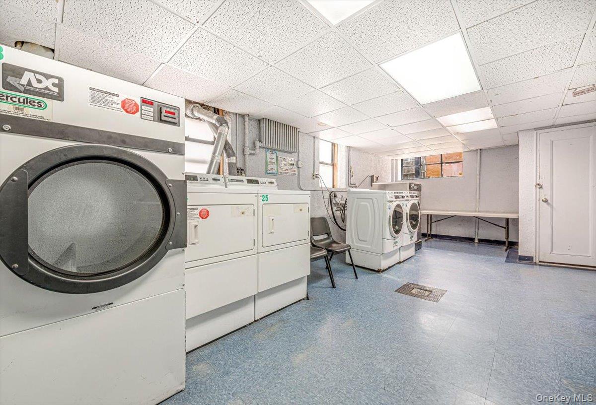 65-45 Yellowstone Boulevard, Unit 2A photo 25