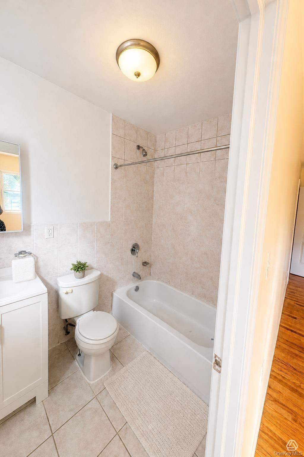 2266 Seward Avenue – For Sale photo 12