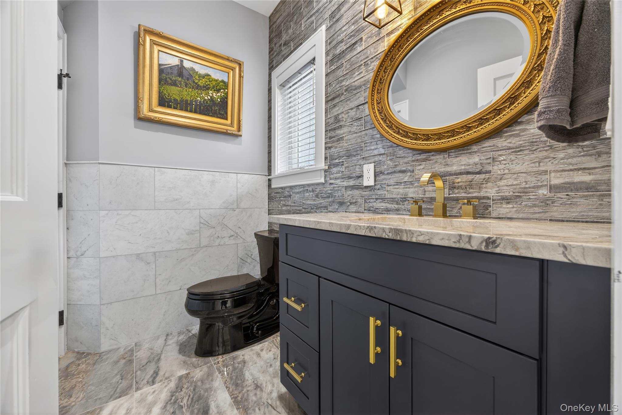 109 W Park Avenue – For Sale photo 15