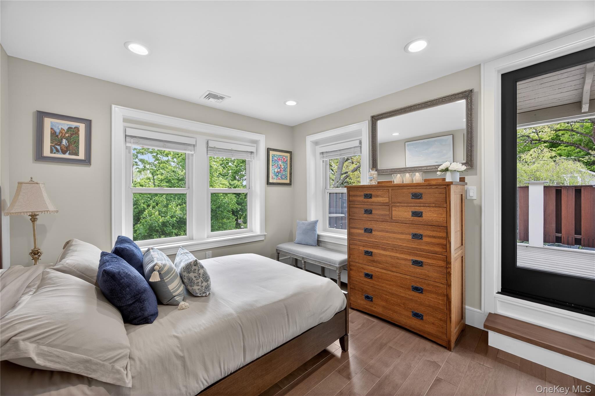 109 W Park Avenue – For Sale photo 23