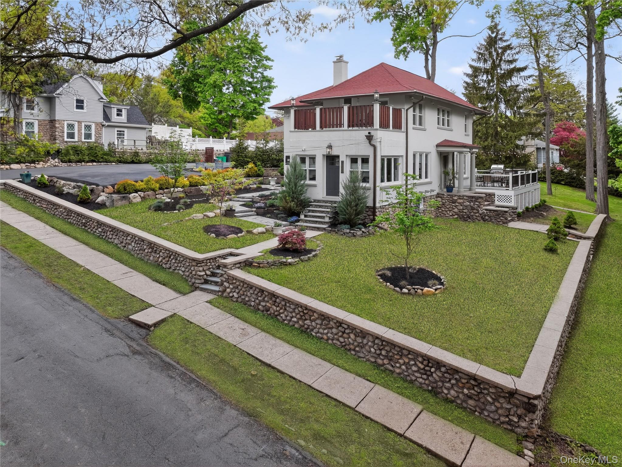 109 W Park Avenue – For Sale photo 5