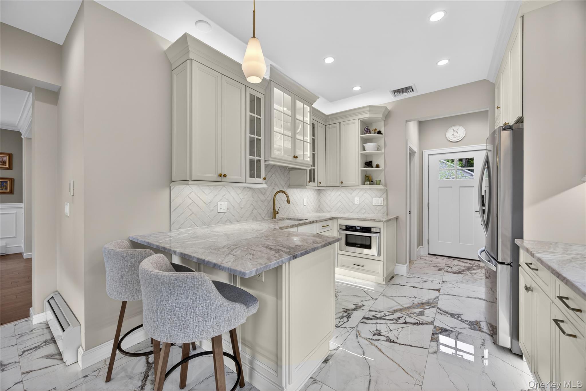 109 W Park Avenue – For Sale photo 14