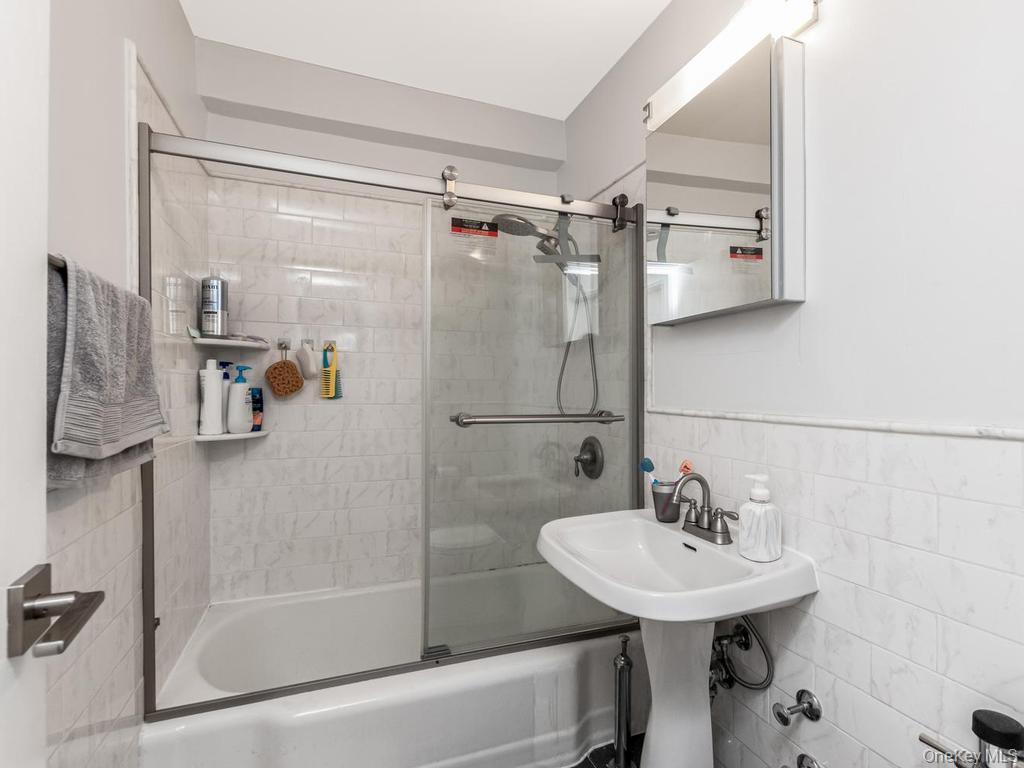 6300 Riverdale Avenue, Unit 3K photo 6