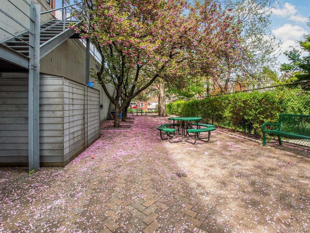 6300 Riverdale Avenue, Unit 3K photo 10