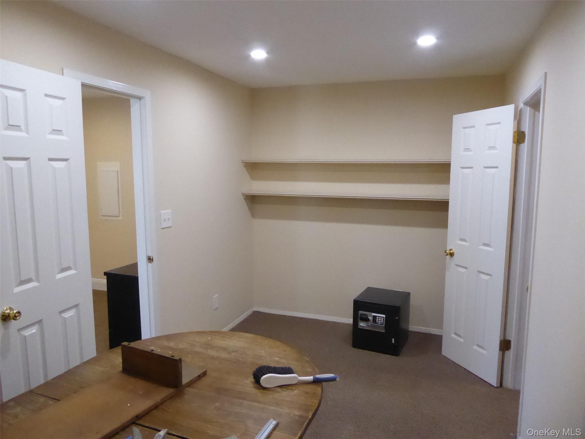 122 Forest Avenue, Unit Rear photo 8