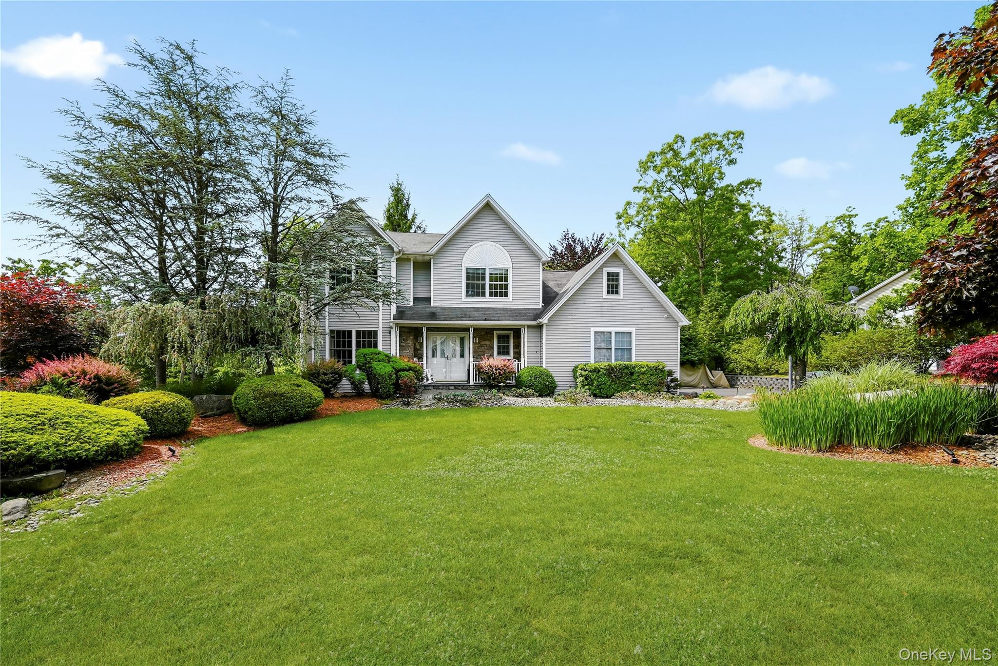 11 Country Hollow – For Sale photo 16