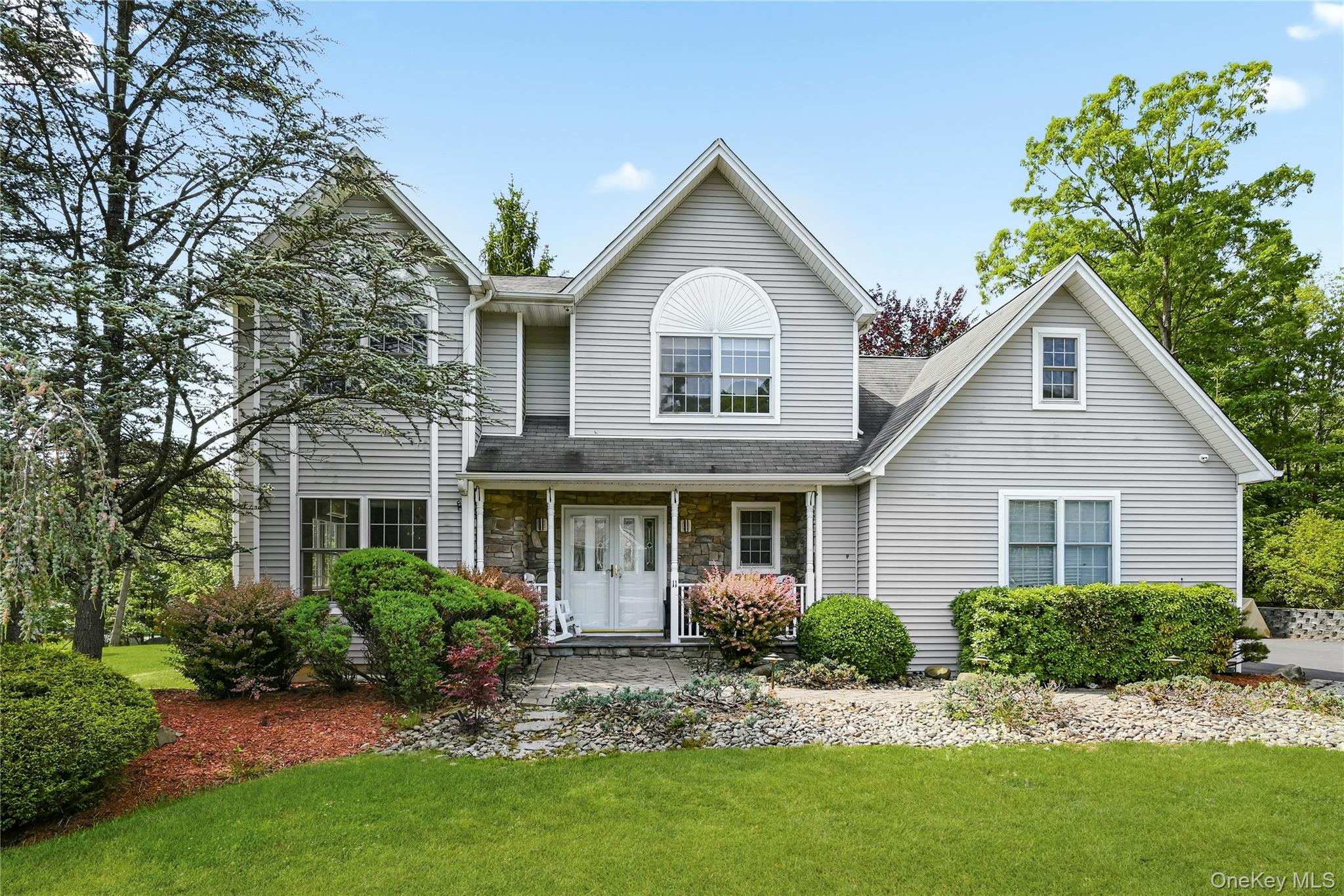 11 Country Hollow – For Sale photo 13