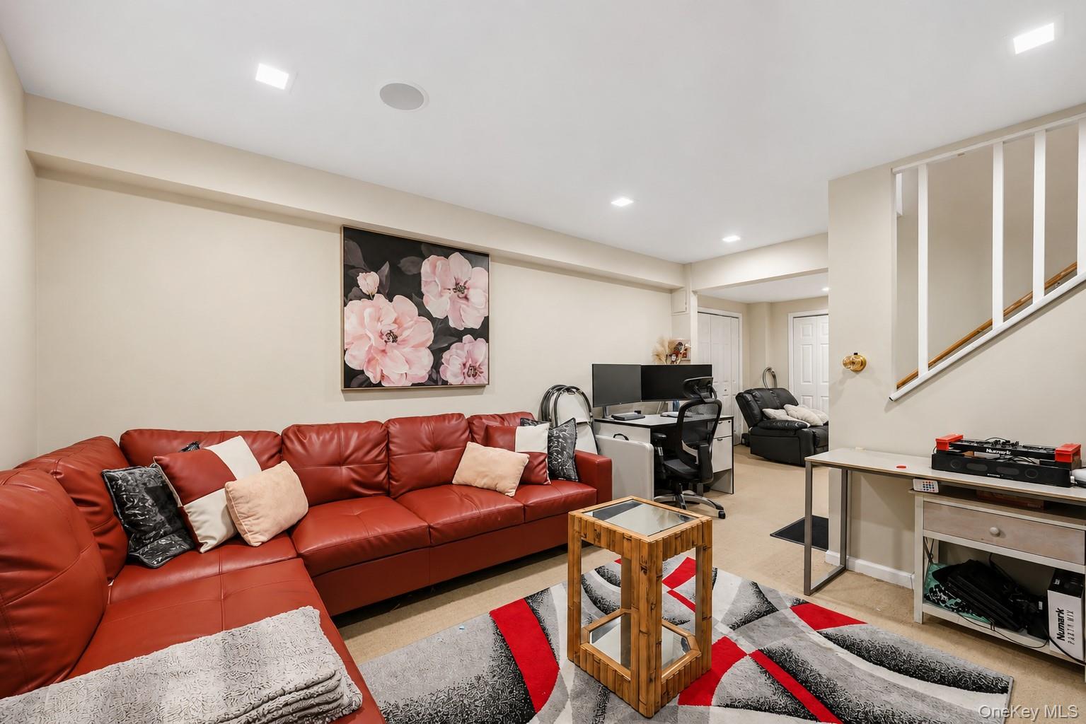11 Country Hollow – For Sale photo 36