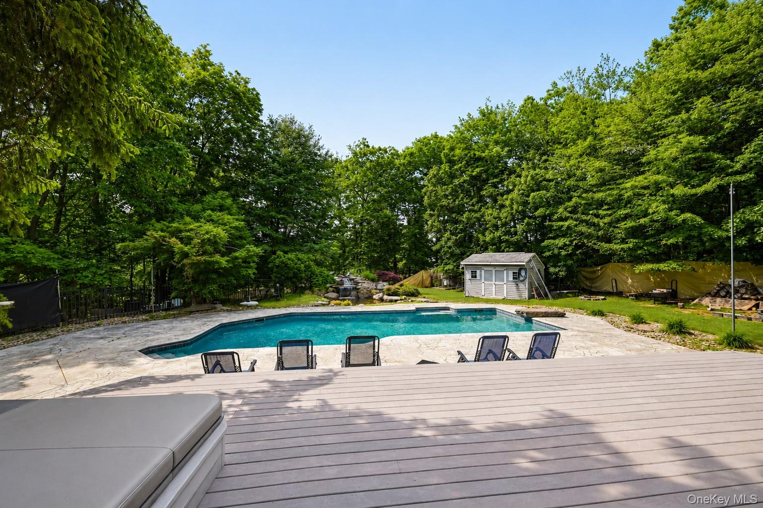 11 Country Hollow – For Sale photo 11