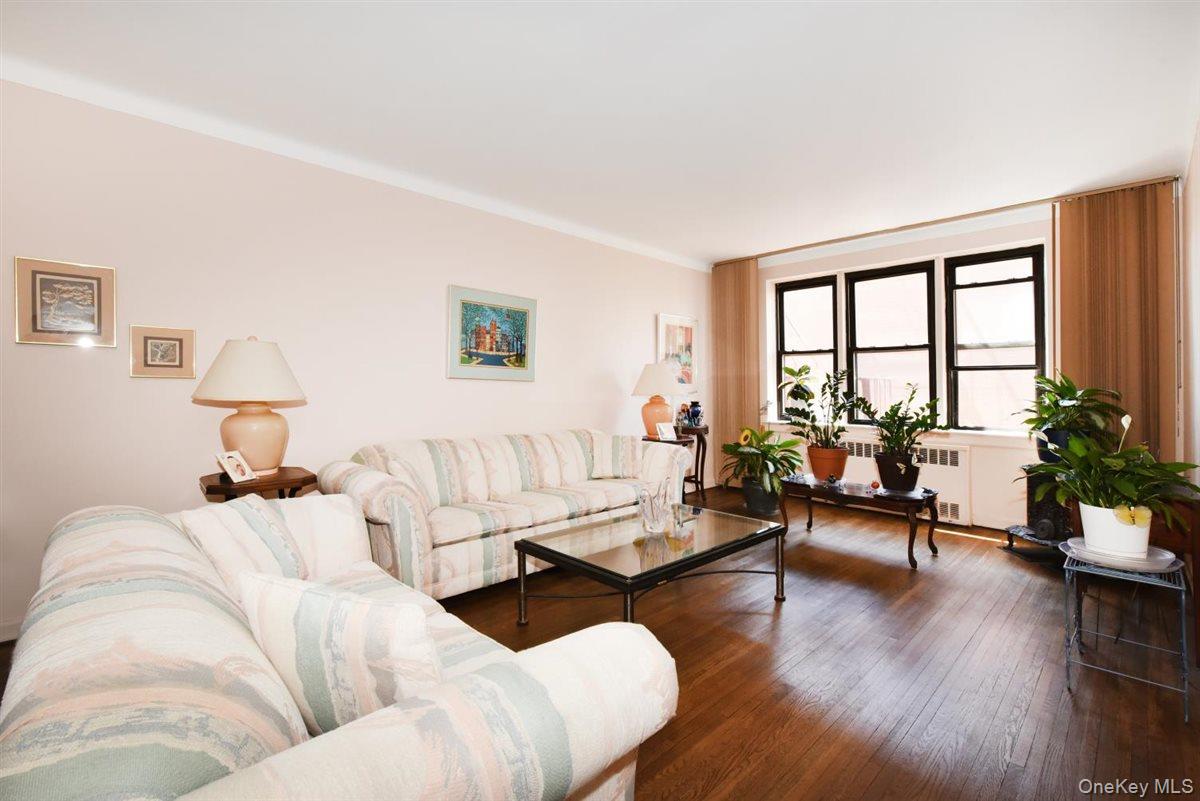 143-50 Hoover Avenue, Unit 416 photo 5