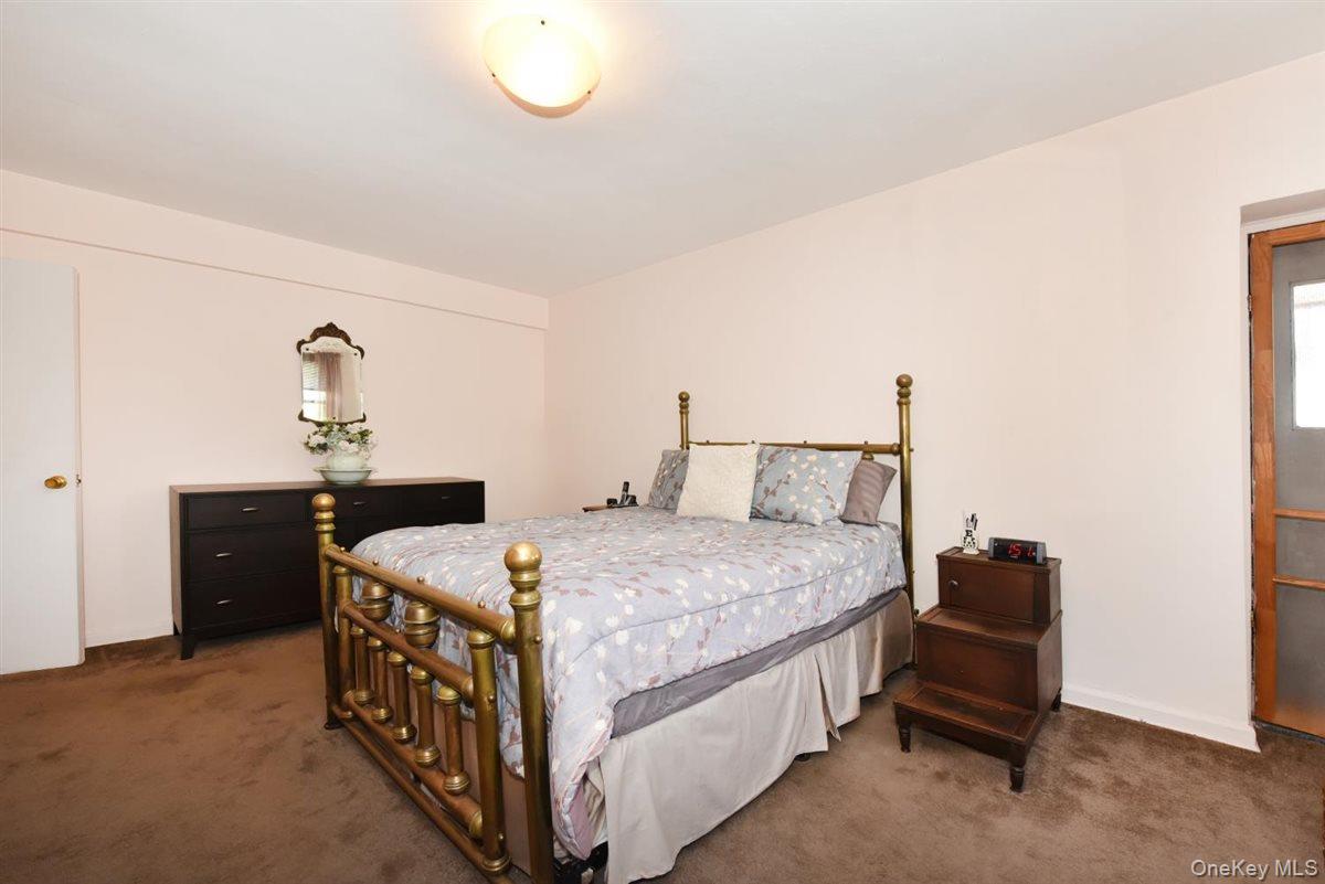 143-50 Hoover Avenue, Unit 416 photo 9
