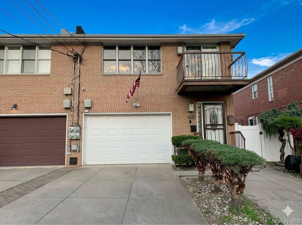 5-15 123rd Street – For Sale