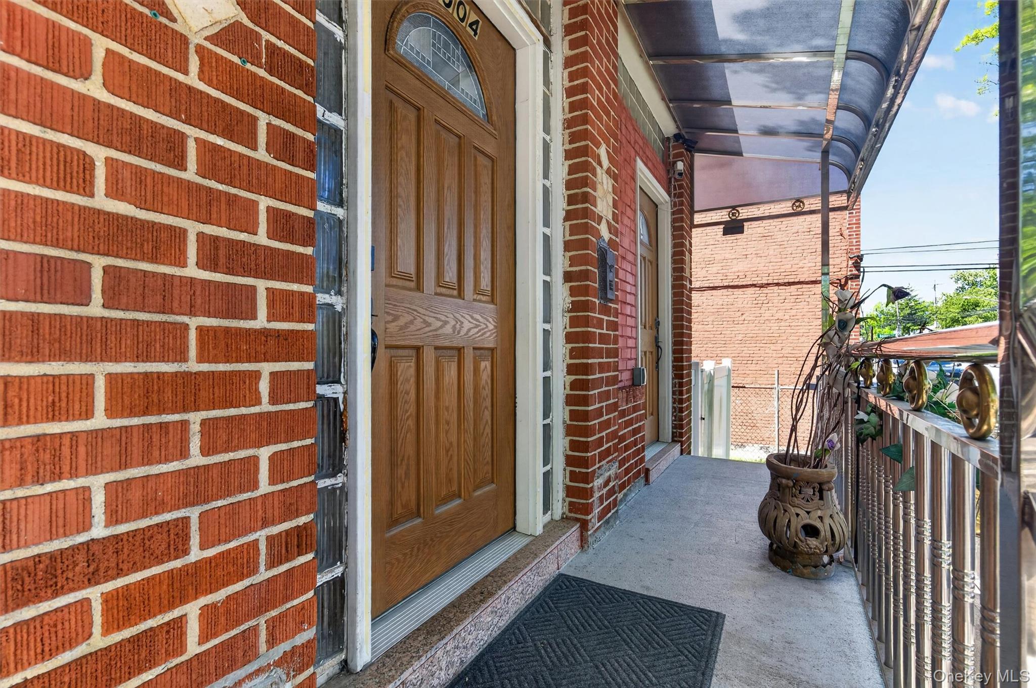 1904 Lacombe Avenue – For Sale photo 5