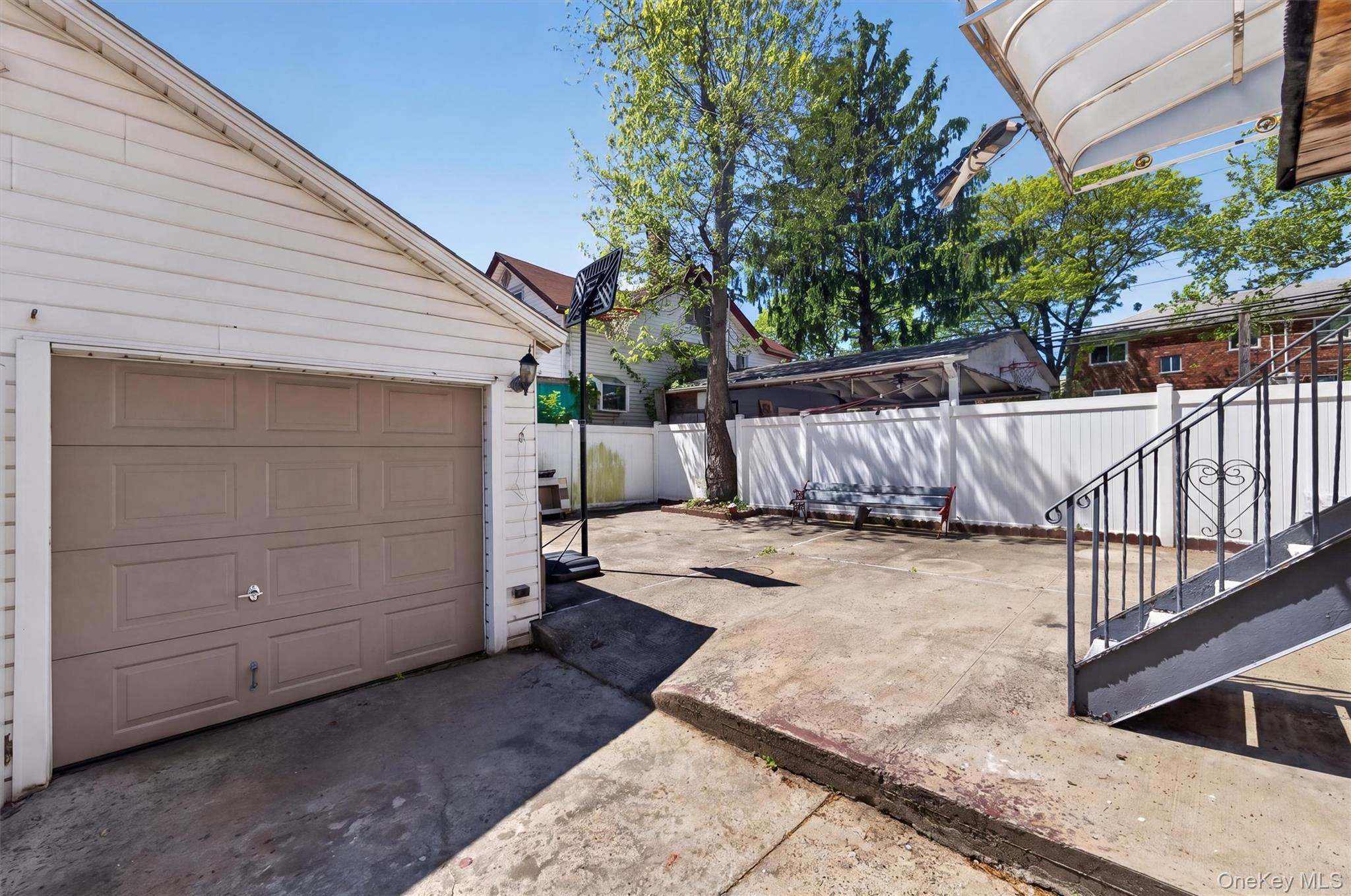 1904 Lacombe Avenue – For Sale photo 17