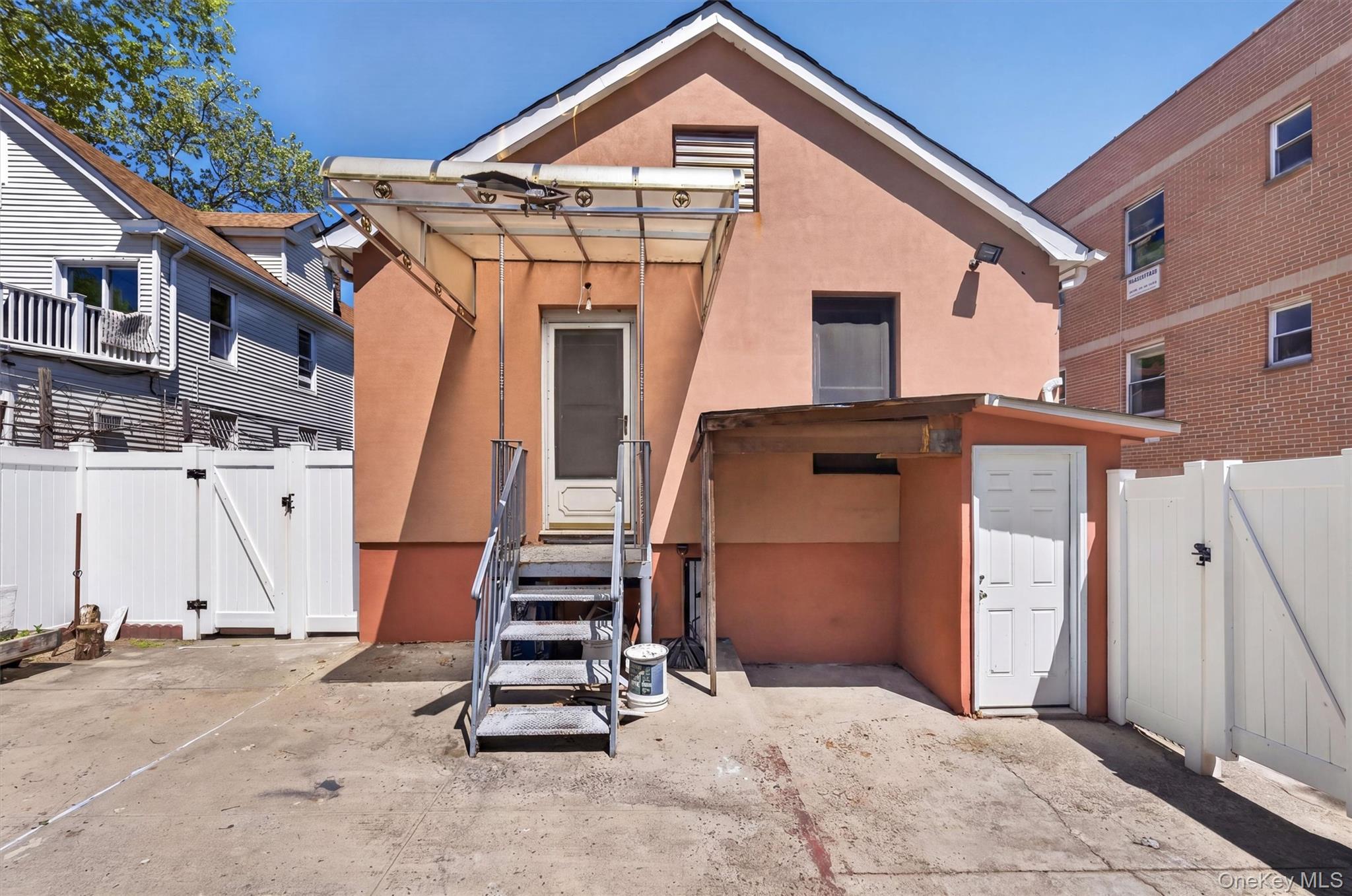 1904 Lacombe Avenue – For Sale photo 22