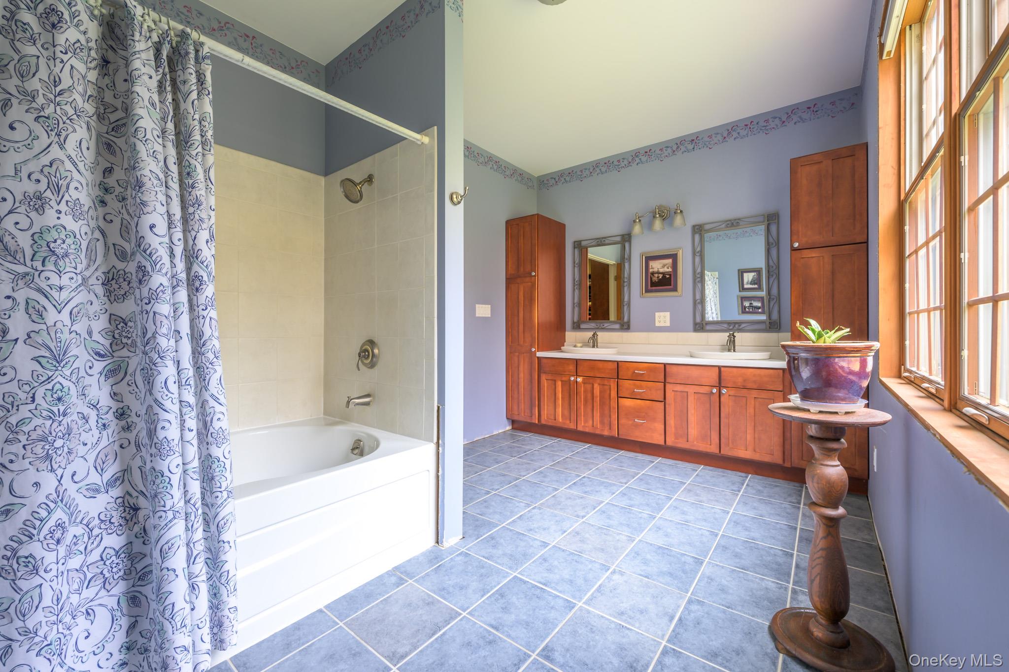 1013 Plank Road – For Sale photo 14