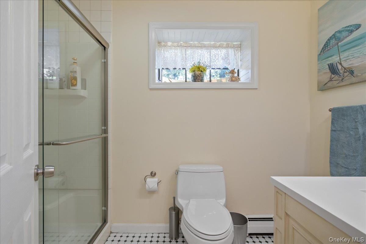 595 Greenfields Lane – For Sale photo 40