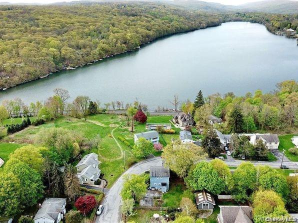 Walton Terr/Lakes Terrace – For Sale