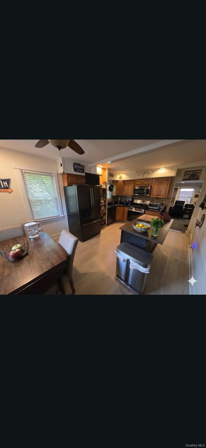 468 W Clarkstown Road – For Sale photo 8