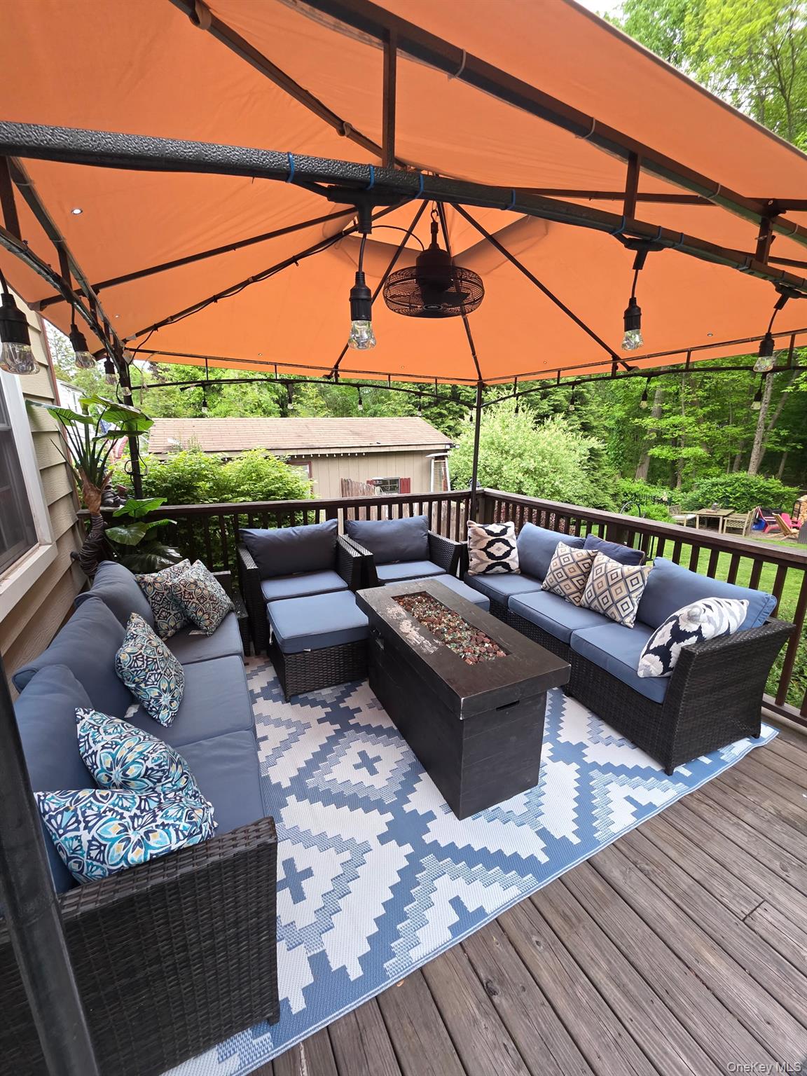 468 W Clarkstown Road – For Sale photo 6