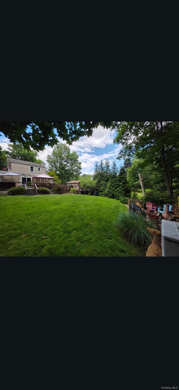 468 W Clarkstown Road – For Sale photo 4
