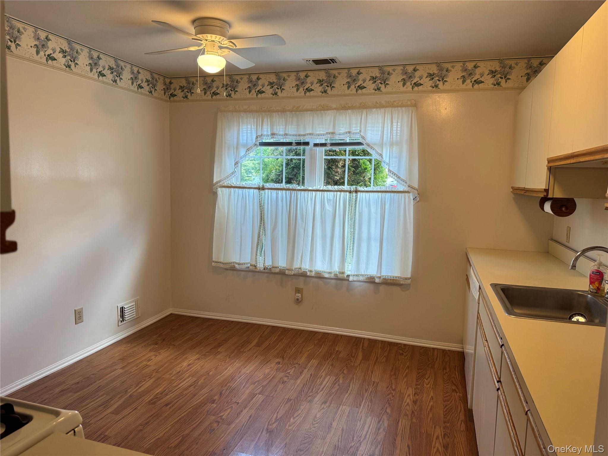 24 Olde Wagon Road – For Sale photo 14