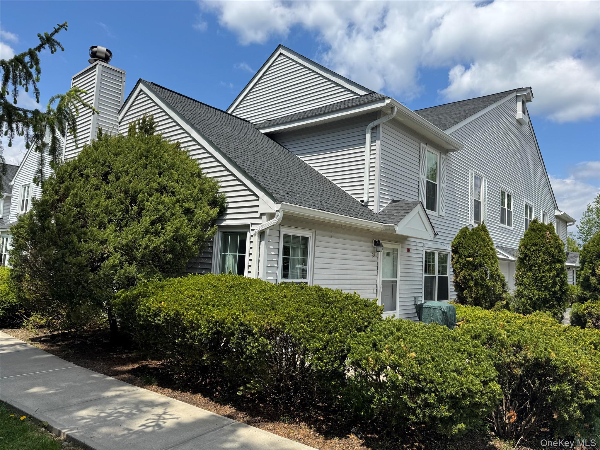 24 Olde Wagon Road – For Sale photo 4