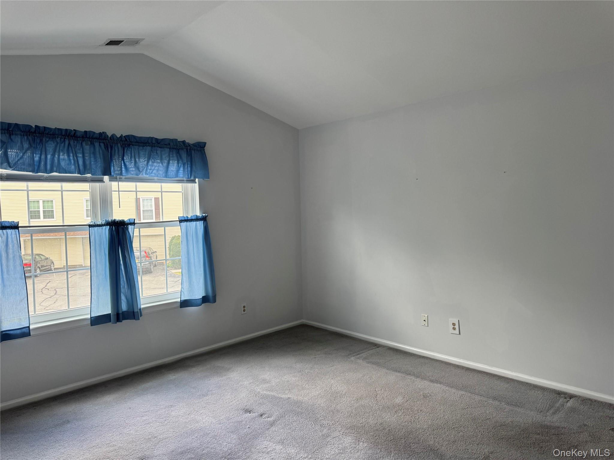 24 Olde Wagon Road – For Sale photo 32